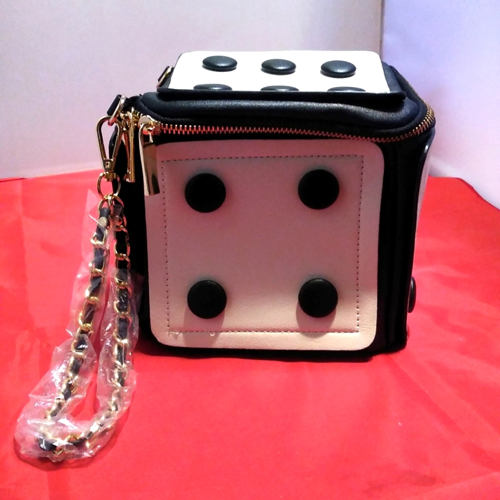 A very nice sassy dice bag